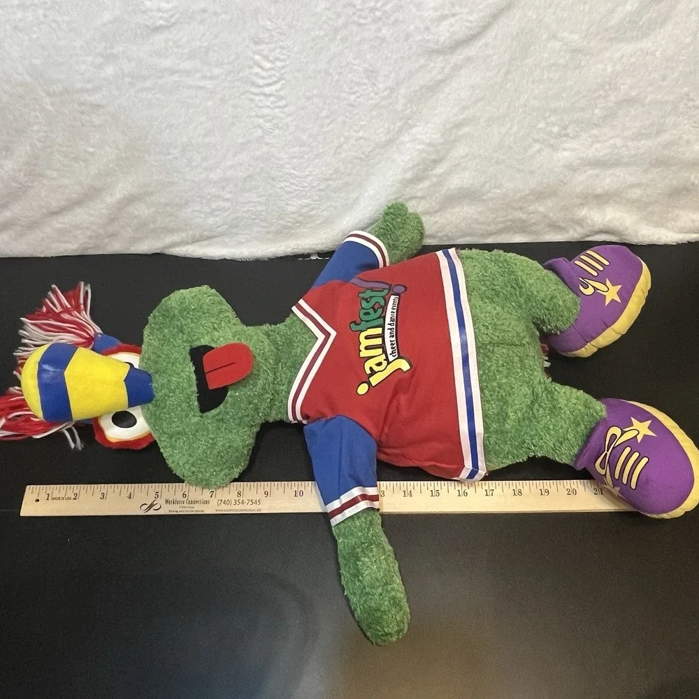 Vintage Jammy Jamfest Cheer & Dance Plush Green Stuffed Monster Mascot Toy 24
